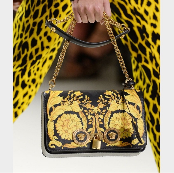 BNIB Versace Medium Barocco Icon Shoulder Bag from SS 2018 Tribute Collection - Picture 2 of 12